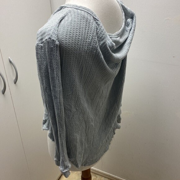 Honey Punch Waffle off the Shoulder - Picture 3 of 4